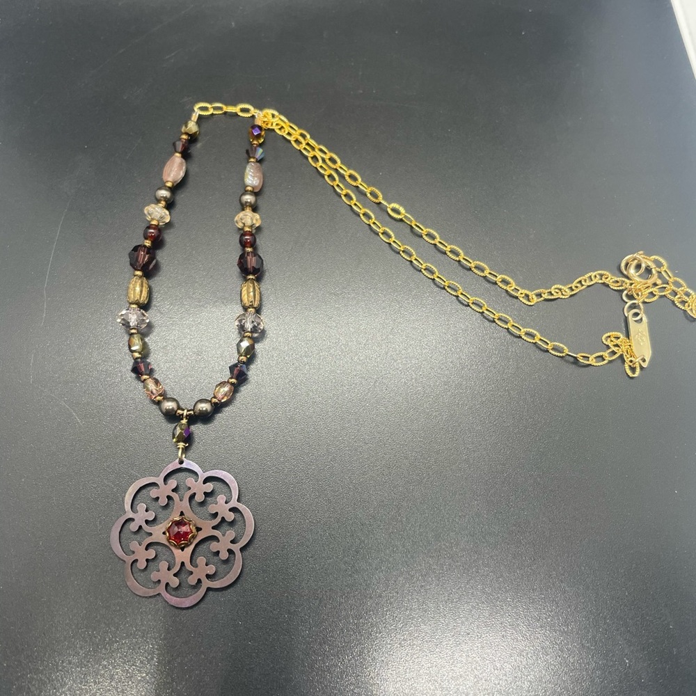 Holly Yashi Pendant Necklace NWOT Retired